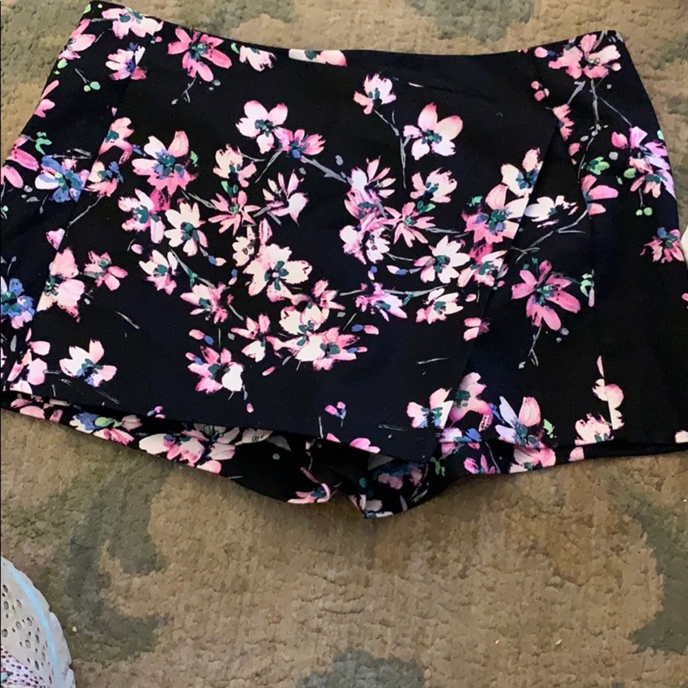 Express Skort